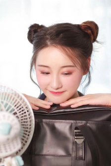一个女儿四个爸爸